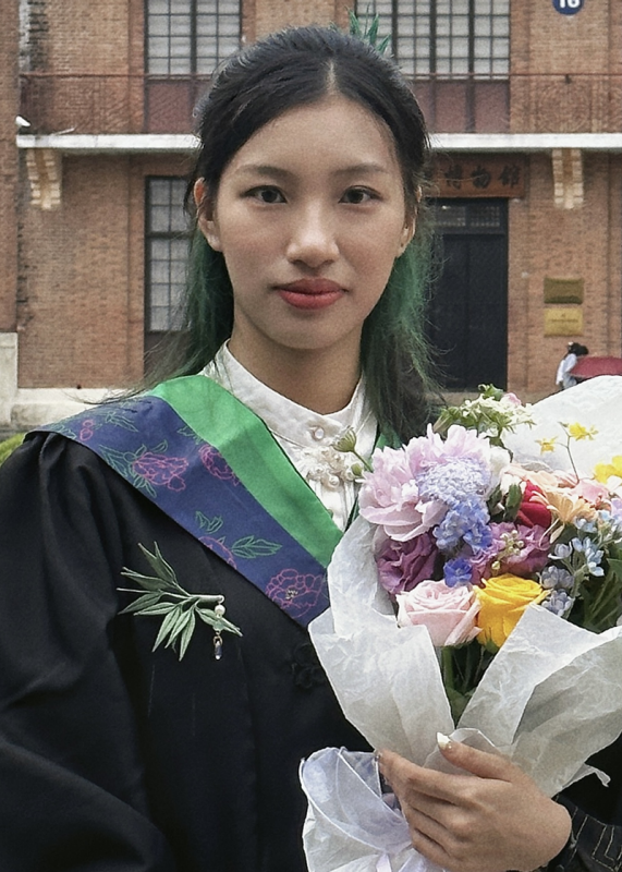 Headshot of Jinger Lei.